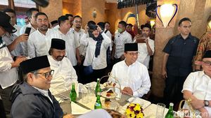 Perbincangan Penuh Senyum Sebelum Deklarasi Anies-Cak Imin