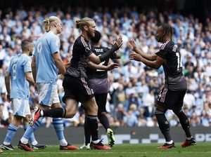 Babak I: Man City Ungguli Fulham 2-1, Ada Perdebatan VAR di Injury Time Babak I: Man City Ungguli Fulham 2-1, Ada Perdebatan VAR di Injury Time
