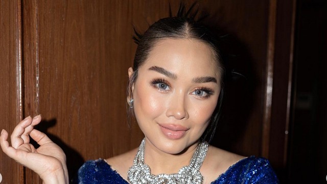 Berita Seputar Selebriti Insertlive Terkini : Titi DJ Bongkar Riders Artis Indonesia yang Paling Aneh