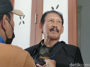 Legenda Persib yang Dulunya Diminta Jadi Ustaz Legenda Persib yang Dulunya Diminta Jadi Ustaz