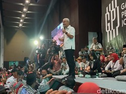 Ganjar: Relawan Tak Boleh Seperti Tarzan Gandulan Sana Sini