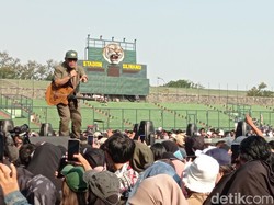 Lagu Runtah Doel Sumbang Sihir Penonton West Java Festival 2023
