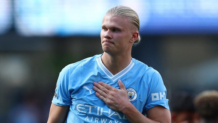 Soccer Football - Premier League - Manchester City v Fulham - Etihad Stadium, Manchester, Britain - September 2, 2023 Manchester Citys Erling Braut Haaland celebrates after the match REUTERS/Molly Darlington EDITORIAL USE ONLY. No use with unauthorized audio, video, data, fixture lists, club/league logos or live services. Online in-match use limited to 75 images, no video emulation. No use in betting, games or single club /league/player publications.  Please contact your account representative for further details.