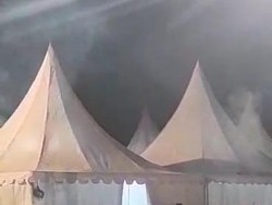 Apesnya Limbad Jenggut Terbakar Saat Atraksi Sembur Api di Madiun