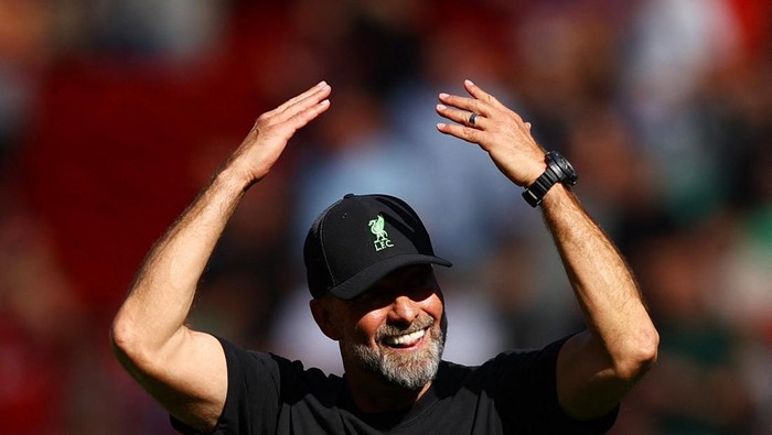 Soccer Football - England - Premier League - Liverpool v Aston Villa - Anfield, Liverpool, Britain - September 3, 2023 Liverpool manager Juergen Klopp celebrates after the match REUTERS/Molly Darlington EDITORIAL USE ONLY. No use with unauthorized audio, video, data, fixture lists, club/league logos or live services. Online in-match use limited to 75 images, no video emulation. No use in betting, games or single club /league/player publications.  Please contact your account representative for further details.
