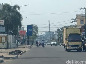 Siapkan Masker, Jambi Mulai Diselimuti Asap Karhutla! Siapkan Masker, Jambi Mulai Diselimuti Asap Karhutla!