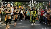 Lihat Lagi Gaya Unik Ridwan Kamil Pakai Kostum Capung di WJF 2023
