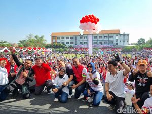 10 Ribu Relawan Meriahkan Network for Ganjar President di Surabaya