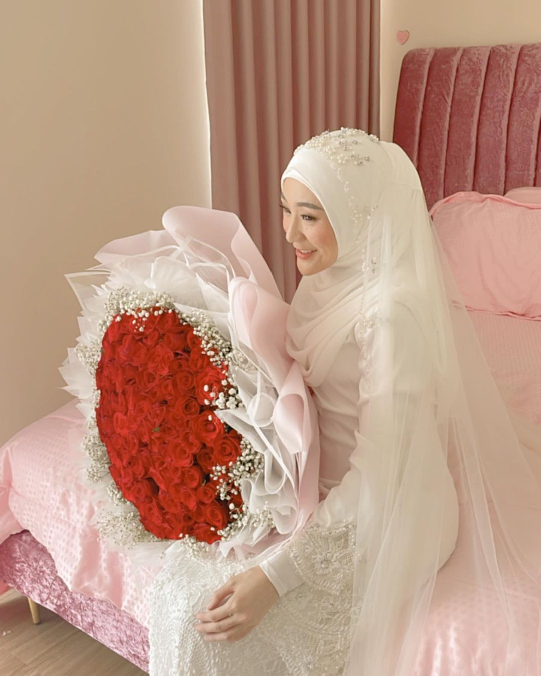 Pernikahan Larissa Chou & Ikram Rosadi