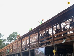 Basuki Kebut Renovasi Rumah Suku Dayak Taman, Biayanya Rp 20 M