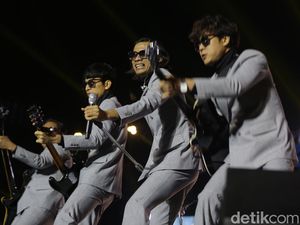 The Changcuters Nggak Mau Pakai Celana Ketat Lagi! The Changcuters Nggak Mau Pakai Celana Ketat Lagi!