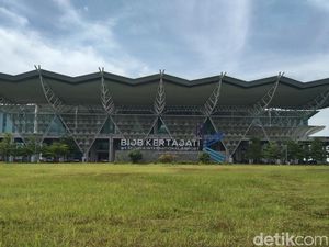DPRD Jabar Soroti BIJB Kertajati: Triliunan Dana APBD, Bandara Masih Sepi DPRD Jabar Soroti BIJB Kertajati: Triliunan Dana APBD, Bandara Masih Sepi