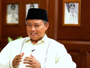 Kejutan Eks Wagub Jabar Uu Ruzhanul Usai Gagal Nyaleg Kejutan Eks Wagub Jabar Uu Ruzhanul Usai Gagal Nyaleg