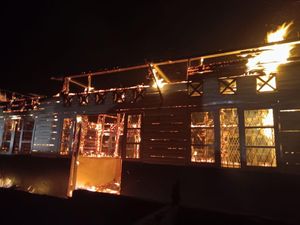 Kantor BKPSDM Dogiyai Papua Tengah Hangus Terbakar, Polisi Selidiki Kantor BKPSDM Dogiyai Papua Tengah Hangus Terbakar, Polisi Selidiki