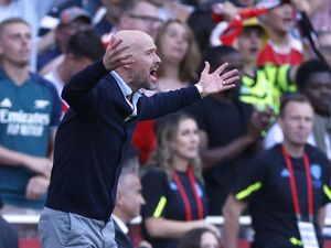 Ten Hag: MU Dirugikan 3 Keputusan Wasit Ten Hag: MU Dirugikan 3 Keputusan Wasit