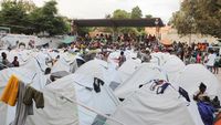 Geng Kriminal Makin Sadis, Ribuan Warga Haiti Mengungsi di GOR