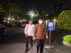 Ketum PBNU Bertemu Jokowi di Istana, Bahas Apa?