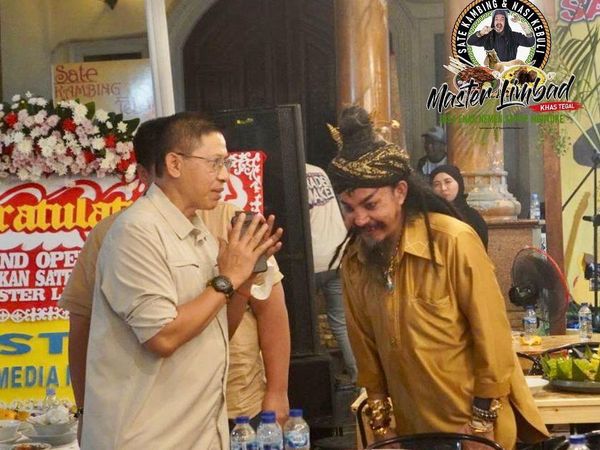 Sate Limbad Laris Manis, Ini Momennya Saat Menjamu Artis hingga Pejabat