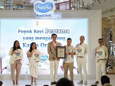 MamyPoko Royal Soft dengan organic cotton meraih rekor MURI sebagai ‘‘Popok Bayi Pertama yang Mengandung Kapas Organik’