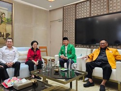 Momen Megawati, Mardiono hingga OSO Kumpul Konsolidasi di Markas PDIP