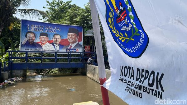 PD Keluar Koalisi, Banner Bergambar Anies-AHY Masih Mejeng di Depok