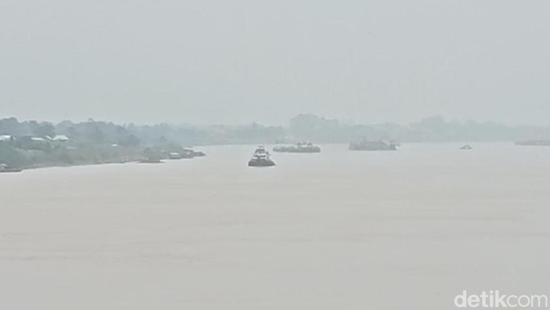 Kabut Asap Selimuti Jambi, Penerbangan di Bandara Sultan Thaha Terganggu?