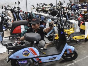 Tinggal Sebulan, Kuota Motor Listrik Subsidi Sisa Segini