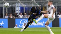 Pada pertandingan yang digelar di Giuseppe Meazza, Minggu (3/9/2023) malam WIB, Inter cuma bikin satu gol di babak pertama lewat Marcus Thuram.  AP/Antonio Calanni 