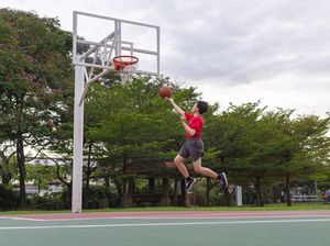 Apa Itu Lay-Up? Teknik Menembak Sambil Melayang dalam Permainan Bola Basket Apa Itu Lay-Up? Teknik Menembak Sambil Melayang dalam Permainan Bola Basket