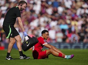 Liverpool Menang, Trent Cedera Liverpool Menang, Trent Cedera