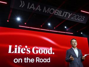 LG Pamer Layar Canggih untuk Mobil Otonom Masa Depan LG Pamer Layar Canggih untuk Mobil Otonom Masa Depan