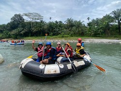 Sensasi Arung Jeram di Sei Binge Langkat, Seru dan Menegangkan