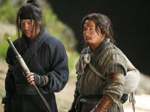 Sinopsis Little Big Soldier, Film Jackie Chan di Bioskop Trans TV Hari Ini Sinopsis Little Big Soldier, Film Jackie Chan di Bioskop Trans TV Hari Ini