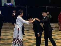 Baharuddin Dilantik Jadi Rektor Unimed 2023-2027