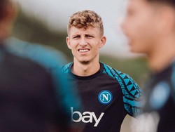 Tolak Liverpool Demi Napoli, Lindstrom Beri Alasannya