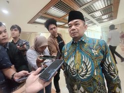 PKS Ungkap Tokoh-Ormas Sayangkan Imbauan Running Text Azan Saat Misa Paus