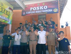 Perang Lawan Narkoba dari Area Perkampungan di Subang