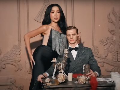 7 Gaya Prewedding Lucinta Luna-Pacar Bule yang Tampil Berani