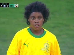 Viral Pesepakbola Putri Miche Minnies, Mirip Banget Ronaldinho!