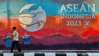 Mural KTT ASEAN Percantik Jalanan Ibu Kota