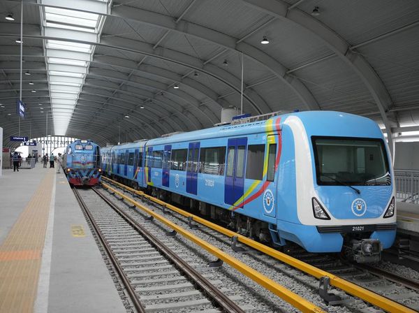 Penampakan Kereta Ringan Buatan China di Nigeria