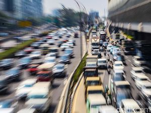Pengalihan Arus KTT ASEAN Pagi Ini Usai, Lalin Gatsu Padat Pengalihan Arus KTT ASEAN Pagi Ini Usai, Lalin Gatsu Padat