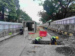 Proyek di Tanjung Barat Bikin Macet, Warga Diimbau Cari Jalan Alternatif