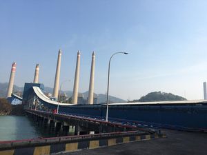 PLN Pasang Teknologi Canggih di PLTU buat Tangkap Emisi dan Debu