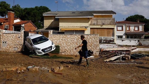 Potret Spanyol yang Porak Poranda Karena Kebanjiran