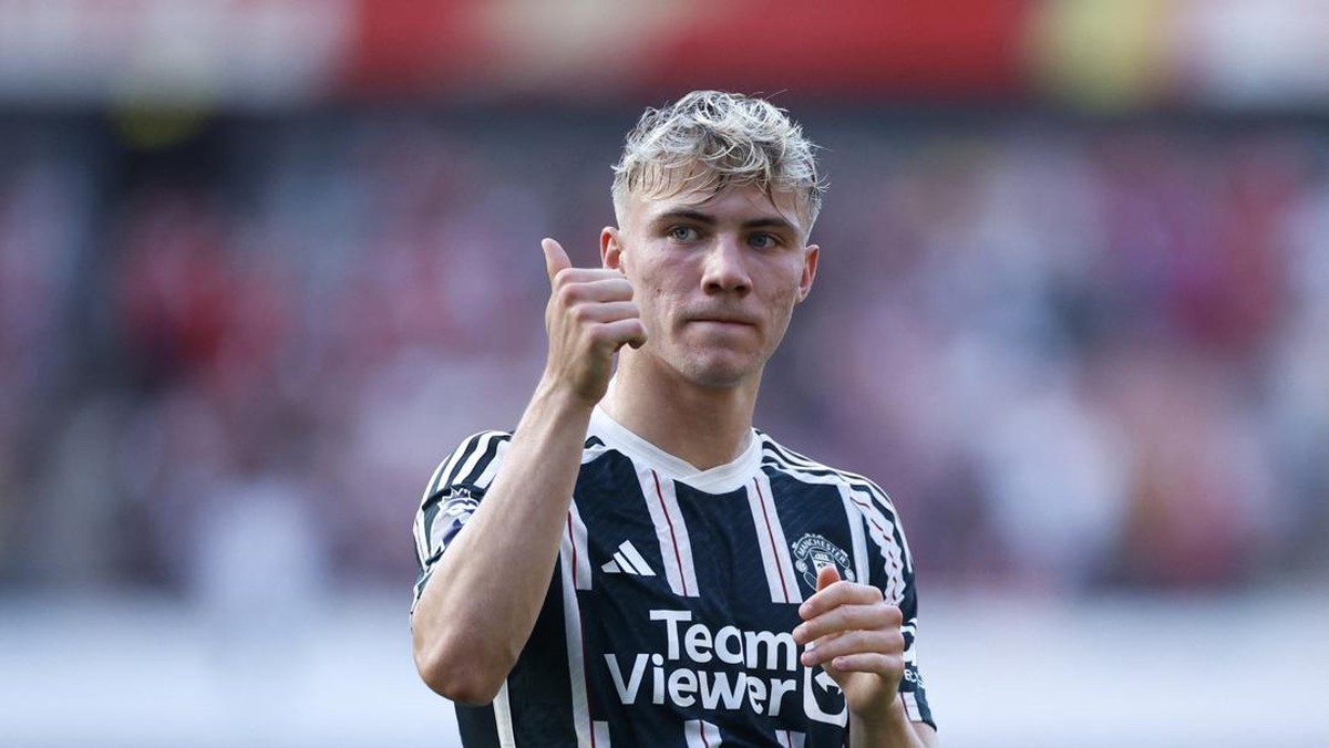 Rasmus Hojlund mencetak satu gol dalam empat kali penampilan bersama Manchester United (Foto: Action Images via Reuters/JOHN SIBLEY)