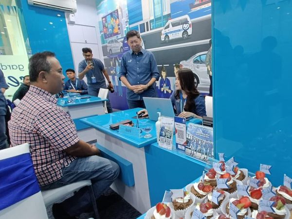 Rayakan Harpelnas dengan Kenalkan Layanan 24 Jam Berbasis WhatsApp