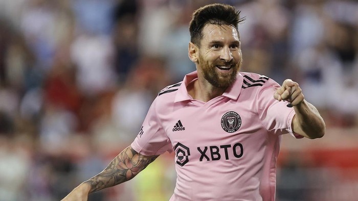 Inter Miami forward Lionel Messi celebrates after his goal against the New York Red Bulls during an MLS soccer match at Red Bull Arena, Saturday, Aug. 26, 2023, in Harrison, N.J. (AP Photo/Eduardo Munoz Alvarez)