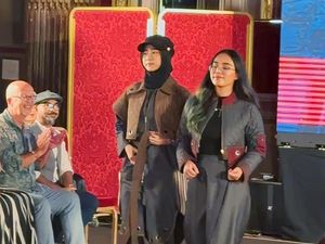 Mantab! Busana Karya 2 Siswa SMK Ini Unjuk Gigi di Fashion Week Bergengsi di Paris Mantab! Busana Karya 2 Siswa SMK Ini Unjuk Gigi di Fashion Week Bergengsi di Paris