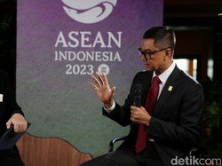 Bos PLN Buka-bukaan Harga Listrik EBT Kini Makin Murah